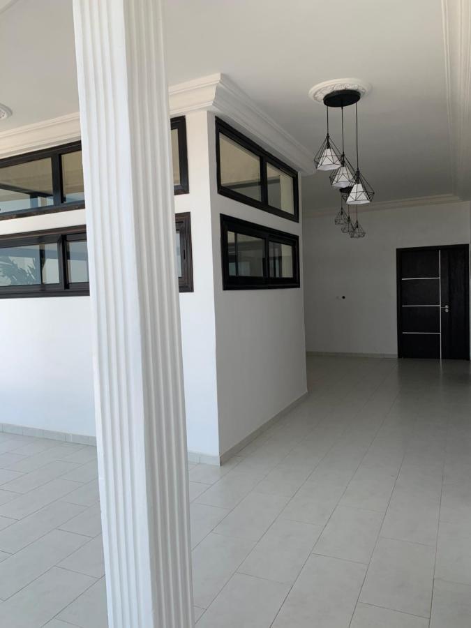 Penthouse Appartments In Almadies Dakar Ngoại thất bức ảnh